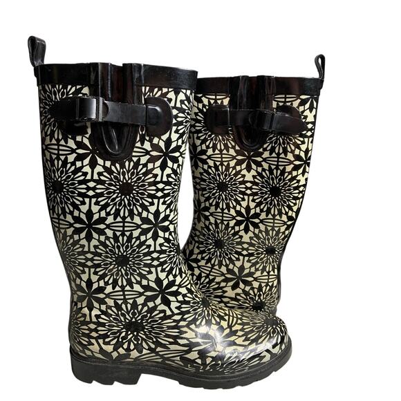 Capelli New York Women Sz 8 Tall Rain Boots Black White Floral Design Block Heel - Picture 2 of 12